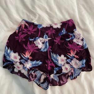 Cute flowy shorts!